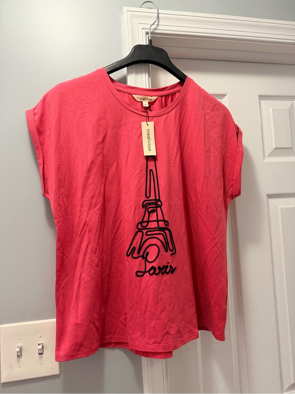 Mesh+Love Pink Eiffel Tower Paris Graphic Tee XL